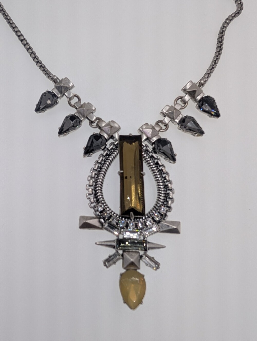 Stella & Dot Rebel Spike Art Deco Pendant Necklace Smoky Topaz & Silver 0311